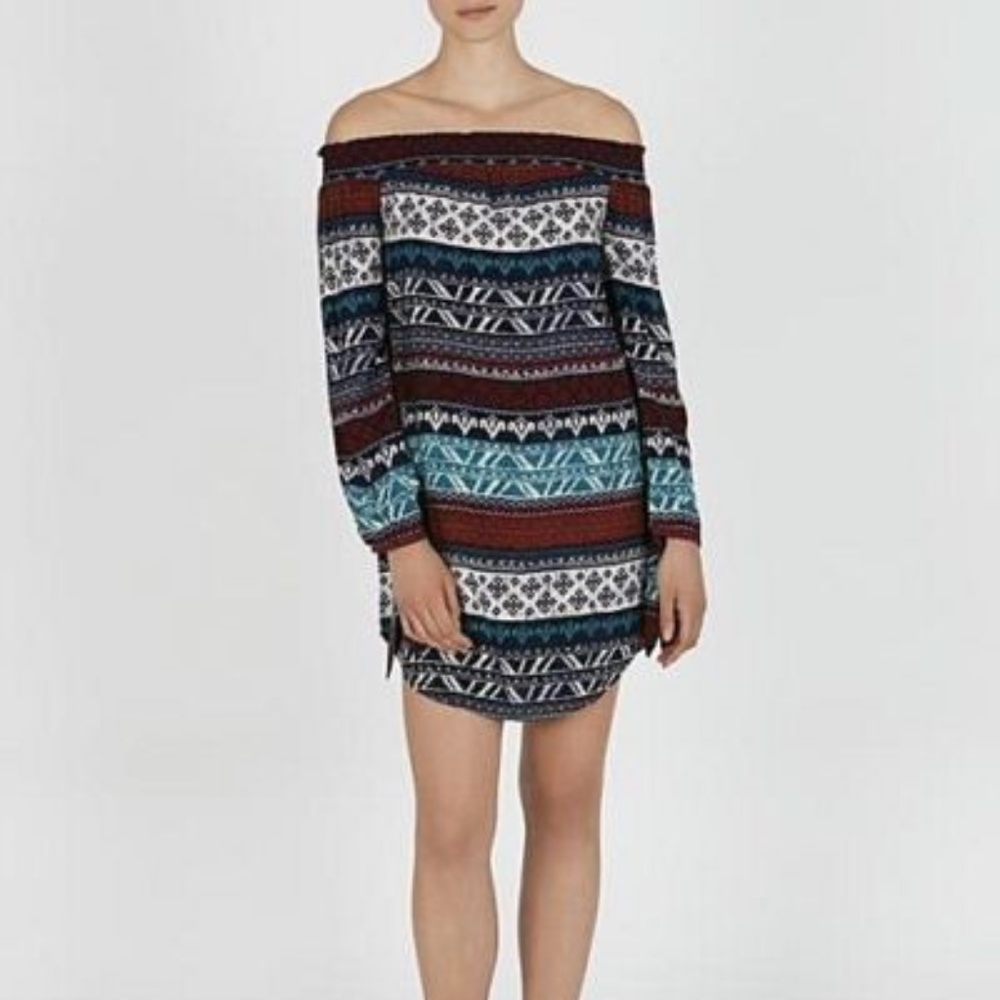 Beach Lunch Lounge Womens Med off shoulder Dress